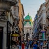 Beč glavni grad Austrije postaje nezaobilazno mesto svakog turiste, a brojni kulturni, istorijski i turistički doživljaji govore u prilog napretku i razvitku ovog grada. 