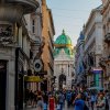 Beč glavni grad Austrije postaje nezaobilazno mesto svakog turiste, a brojni kulturni, istorijski i turistički doživljaji govore u prilog napretku i razvitku ovog grada. 