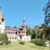 Putovanje u Rumuniju i obilazak njenih znamenitosti ne sme zanemariti značaj i važnost starog grada Brašov, Transilvanije i njenih najpoznatijih dvoraca.