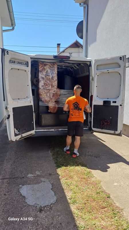 Selidbe sa nasim radnicima - Transport Skladištenje Logistika Tražim Nudim Posao Oglasi Beograd Selidbe sa nasim radnicima - Transport Skladištenje Logistika Tražim Nudim Posao Oglasi Beograd