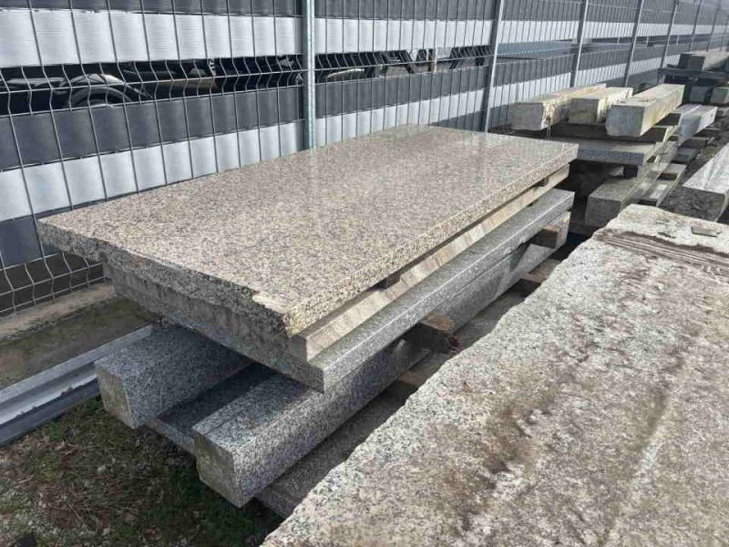 Prodajem granitne i mermerne  ploce 50  m3 - Građevinski Materijali Oglasi Beograd