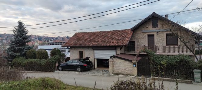 Porodična kuća, Leštane (Sut+Pr+Pk) 278 kvm na 8 ari placa - Prodaja Kuća Oglasi Beograd Porodična kuća, Leštane (Sut+Pr+Pk) 278 kvm na 8 ari placa - Prodaja Kuća Oglasi Beograd