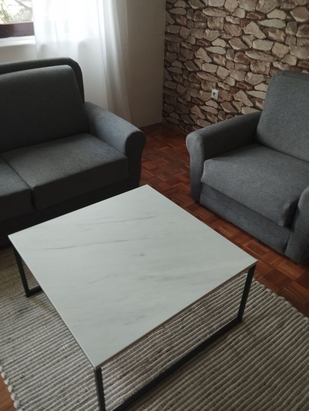 Izdajem trosoban stan - Izdavanje Rentiranje Stan Oglasi Beograd