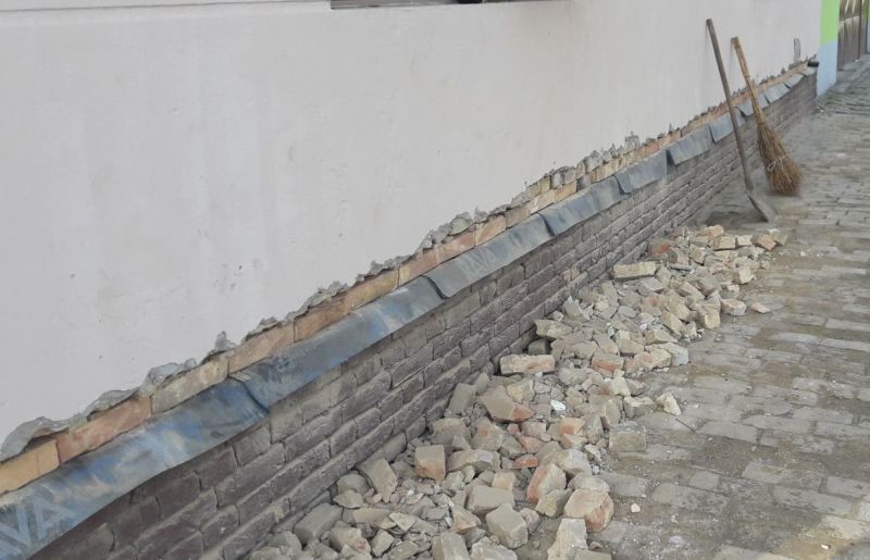 Hidroizolacija vlažnih kuća - Građevinske Usluge Oglasi Beograd