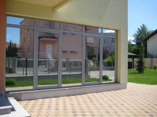 Folija,cuva privatnost ogledalo efektom - Vrata Prozori Brave Oglasi Beograd Folija,cuva privatnost ogledalo efektom - Vrata Prozori Brave Oglasi Beograd
