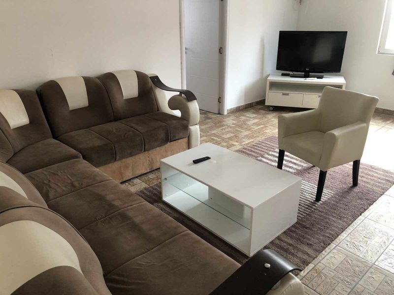 Beograd, Medaković, izdajem namešten stan 70m2, - Izdavanje Rentiranje Stan Oglasi Beograd