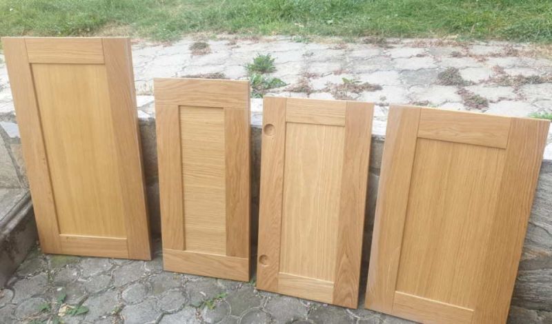 Prodajem 2000 m2 hrastovih vratanca za kuhinje, ormare itd - Ostali Nameštaj i Pokućstvo Oglasi Beograd