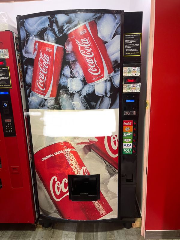 Vending Aparat Tecnomat za pice ~ sokove pivo vodu - Ugostiteljska i Trgovinska Oprema Oglasi Beograd Vending Aparat Tecnomat za pice ~ sokove pivo vodu - Ugostiteljska i Trgovinska Oprema Oglasi Beograd