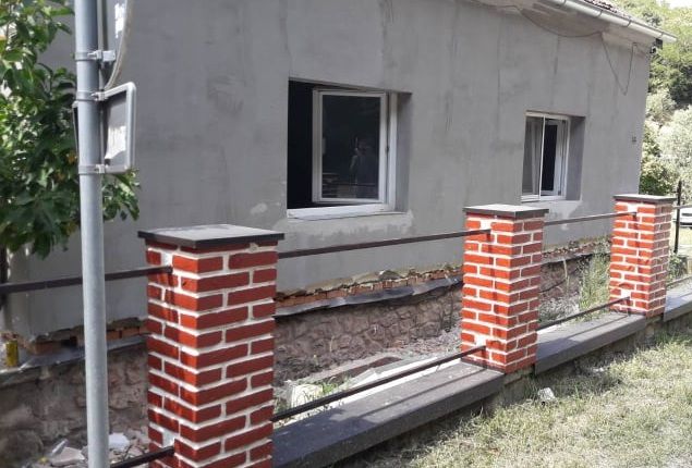 Rešite se vlažnih zidova hidroizolacijom - Toplotna Izolacija Zidova Oglasi Beograd Rešite se vlažnih zidova hidroizolacijom - Toplotna Izolacija Zidova Oglasi Beograd