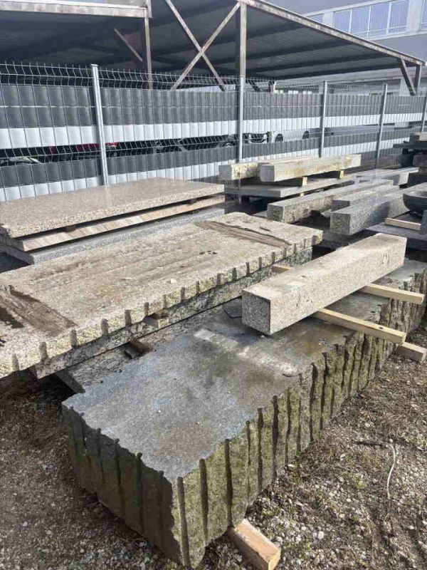 Prodajem granitne i mermerne  ploce 50  m3 - Građevinski Materijali Oglasi Beograd