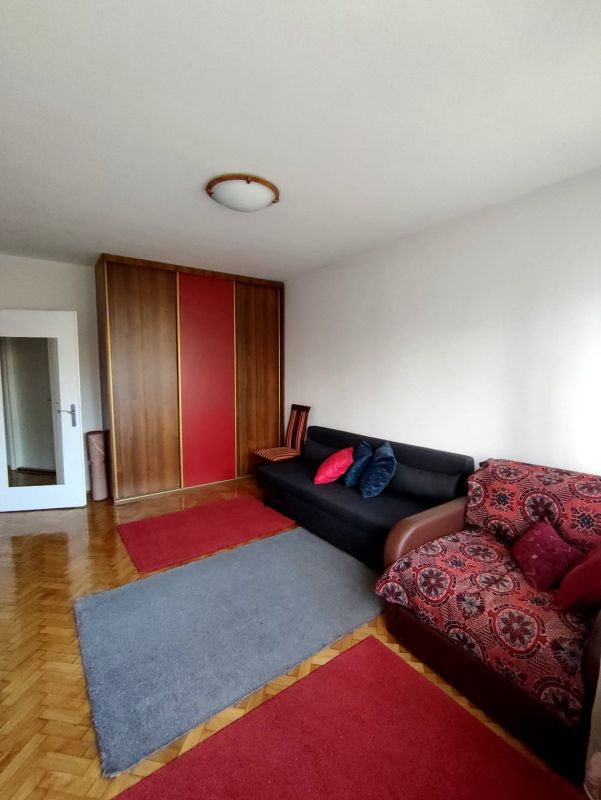 Izdajem dvosoban stan, Novi Beograd, Otona Župančića 50 m2 - Izdavanje Rentiranje Stan Oglasi Beograd