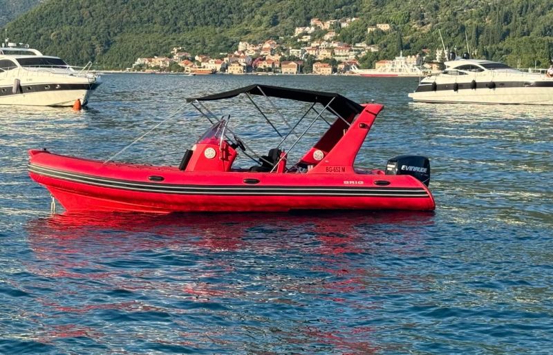 Brig 645 rib plovilo sa izuzetnim voznim karakteristikama - Čamci Splavovi Jahte Oglasi Beograd Brig 645 rib plovilo sa izuzetnim voznim karakteristikama - Čamci Splavovi Jahte Oglasi Beograd