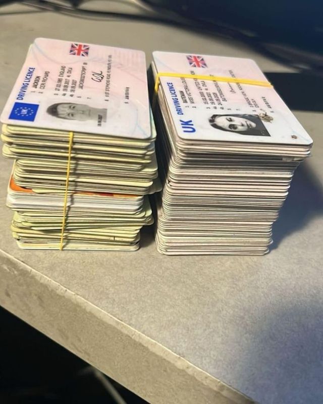 Vozite slobodno autoputem sa važećom dozvolom. - Antikviteti Ostalo Oglasi Beograd Vozite slobodno autoputem sa važećom dozvolom. - Antikviteti Ostalo Oglasi Beograd