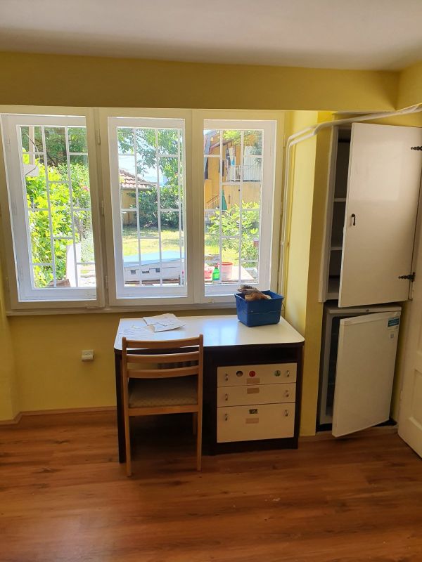 Izdajem garsonjeru, 18 m2 sa dvorištem na Voždovcu - Izdavanje Rentiranje Garsonjera Oglasi Beograd Izdajem garsonjeru, 18 m2 sa dvorištem na Voždovcu - Izdavanje Rentiranje Garsonjera Oglasi Beograd