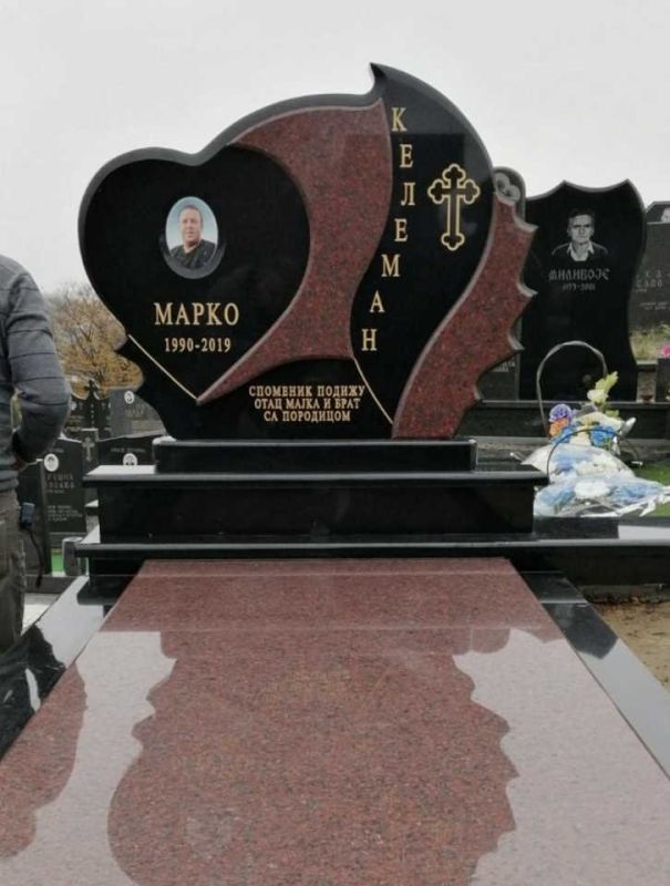 VELIKA AKCIJA NADGROBNIH SPOMENIKA - Građevinarstvo Ostalo Razno Oglasi Beograd VELIKA AKCIJA NADGROBNIH SPOMENIKA - Građevinarstvo Ostalo Razno Oglasi Beograd