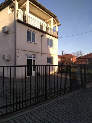 Smestaj za radnike, turiste, studente Kraljevo - Hostel Rafo - Izdavanje Rentiranje Soba Oglasi Beograd Smestaj za radnike, turiste, studente Kraljevo - Hostel Rafo - Izdavanje Rentiranje Soba Oglasi Beograd