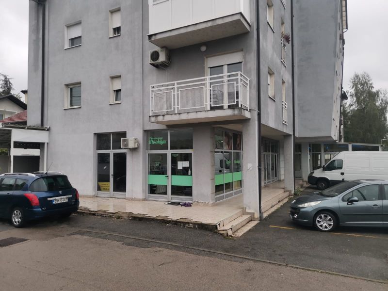 Prodajem ili menjam poslovni prostor(lokal) u Banja Luci - Prodaja Lokal Oglasi Beograd
