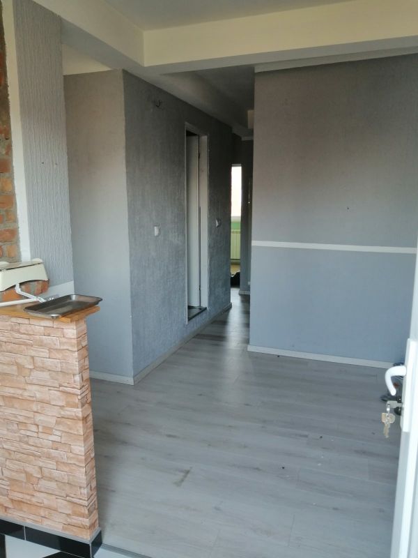 Stan Medakovic padina 50m2 u kuci, 1 sprat, zaseban ulaz - Izdavanje Rentiranje Stan Oglasi Beograd