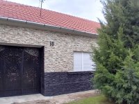Kuća u kikindi, na izuzetnoj lokaciji, na prodaju :: Montažne Kuće Oglasi Beograd