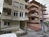 Izdajem dva garazna mesta, Bilećka 22 na Vozdovcu :: Izdavanje Rentiranje Garaža Oglasi Beograd