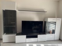 Prodaje se TV komoda sa 2 vetrine :: Ormari Plakari Vitrine Komode Oglasi Beograd