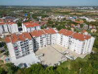 Prodajem trosoban stan u Zelezniku, ul Titova, 85m2 :: Prodaja Stan Oglasi Beograd