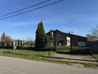 Prodaje se kuća u naselju Glumčevo Brdo :: Prodaja Kuća Oglasi Beograd