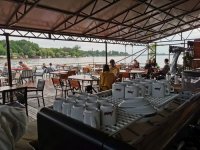 Prodajem splav terasu od 360 m2 na pontonima :: Prodaja Splav Oglasi Beograd