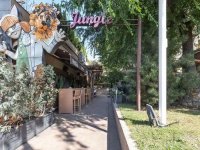 Caffe i igraonici Jungle u Žarkovu potrebni konobari/šankeri, animatori i devojka za rad na pultu :: Ugostiteljstvo i Turizam Tražim Nudim Posao Oglasi Beograd
