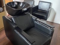 Na prodaju kompletna oprema za frizerski salon :: Nameštaj za Kancelariju Oglasi Beograd