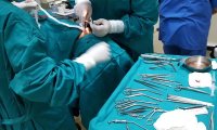 Hirurška korekcija nosa, odnosno rinoplastika, predstavlja operaciju iz domena estetske i plastične hirurgije.