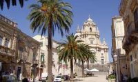 Sicilija sa posetom Napulju autobusom 2025 sa fakultativnom posetom: Agriđento Corleone Monreale Trapani Eriće Pompea Kapri