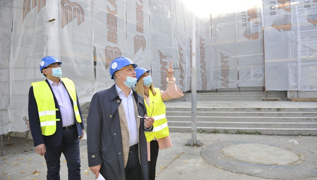 Energetska Sanacija Fasade u OŠ “Vuk Karadžić” u Sremčici na Čukarici