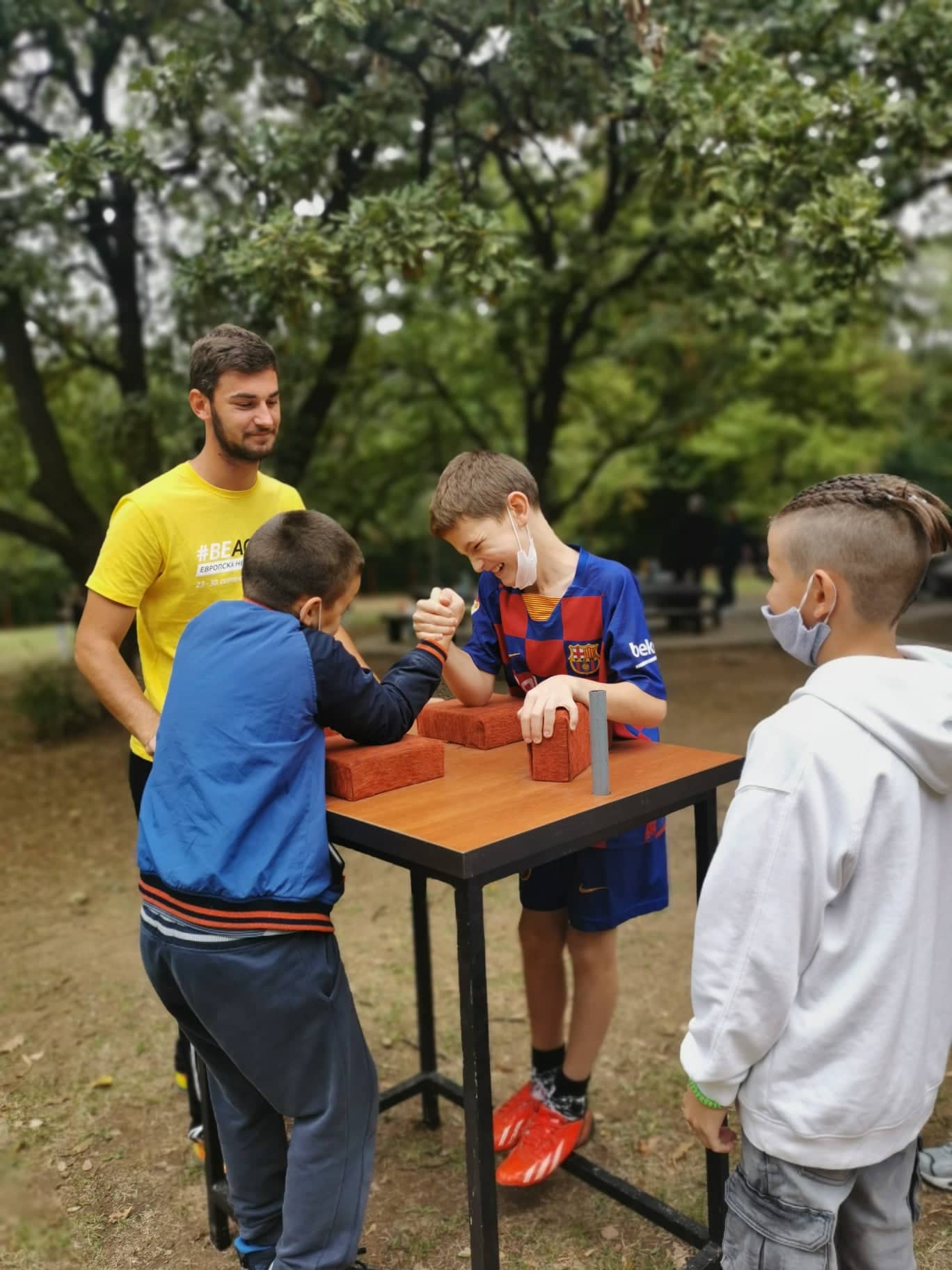 Podsećanje na Stare, Zaboravljene Dečije Igre na Čukarici