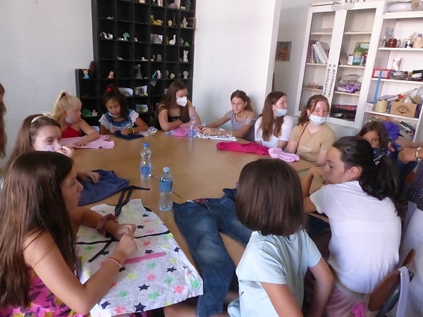 Izložba Radova Nastalih na Kreativnim Radionicama Izložba Radova Nastalih na Kreativnim Radionicama