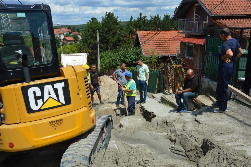 Počeli Radovi na Izgradnji Fekalne Kanalizacije u Ulici Živojina Nedeljkovića
