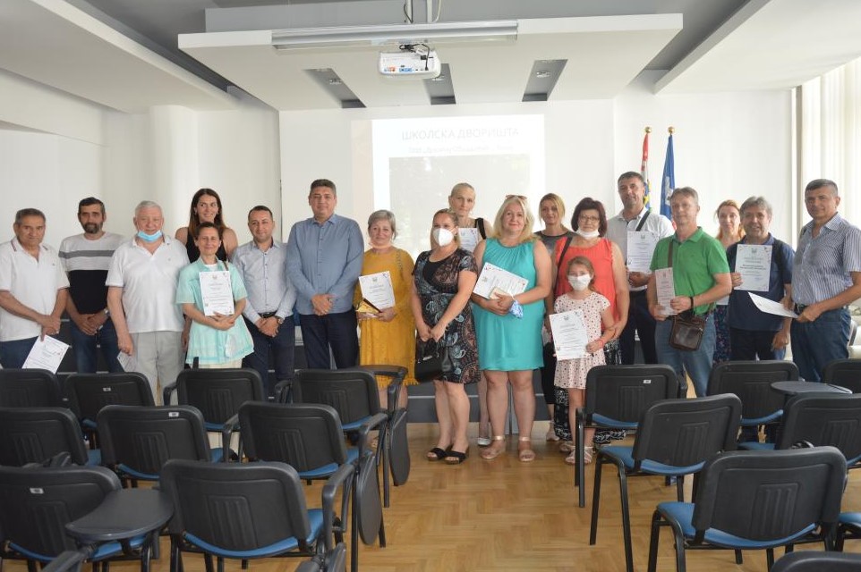 Dodeljene Nagrade za Najlepše Uređene Zelene Površine Dodeljene Nagrade za Najlepše Uređene Zelene Površine