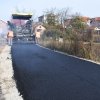 Predsednik Gradske opštine Zemun Dejan Matić 22. novembra obišao je radove na asfaltiranju ulica kompleksa naselja Vojni put kod brojeva 600, 603 i 500 od ukupno deset ulica koliko je predviđeno planom u ovom naselju i Altini.