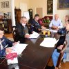 U Gradskoj opštini Zemun, 3. juna šest korisnika potpisalo je ugovore u vezi sa dodelom građevinske pomoći za izbegla lica koja žive na teritoriji Gradske opštine Zemun.