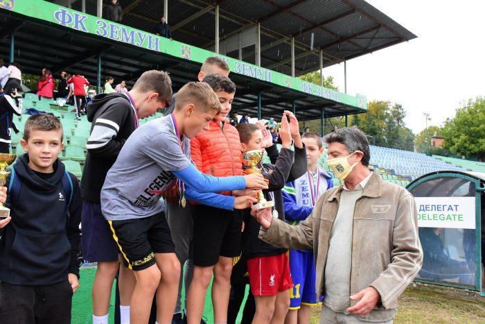 Atletsko Takmičenje u Okviru Projekta ”Školski Sport” u Zemunu Atletsko Takmičenje u Okviru Projekta ”Školski Sport” u Zemunu