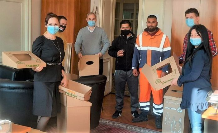 Kutije za Prikupljanje Reciklabilnog Otpada u Opštini Zemun Kutije za Prikupljanje Reciklabilnog Otpada u Opštini Zemun
