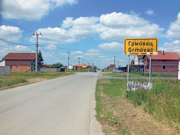 Nova Rasveta u Grmovcu u Zemunu Nova Rasveta u Grmovcu u Zemunu