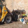 Ekipe JKP ”Gradska čistoća” su 12. aprila radile sa mehanizacijom na uklanjanju velikih količina otpada i smeća koje nesavesni građani tokom vikenda ostavljaju u ulici Pazovački put i Bačka.