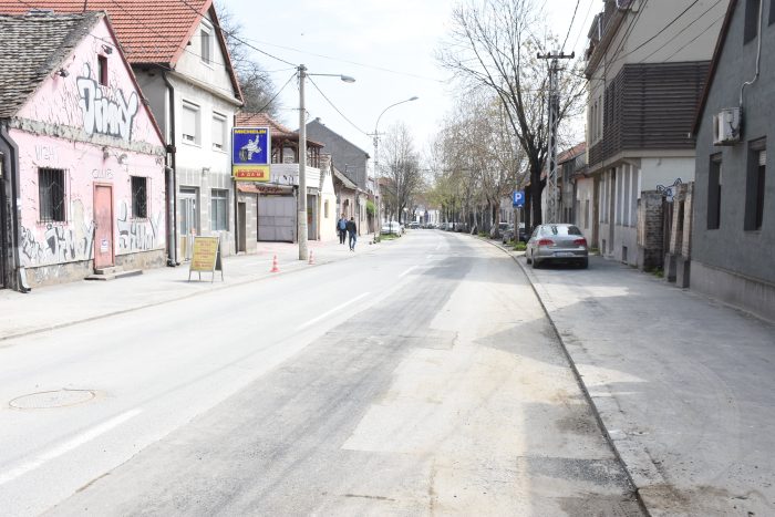 Prohodna Ulica Teodora Hercla u Zemunu Prohodna Ulica Teodora Hercla u Zemunu