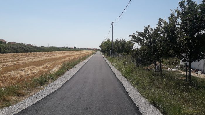 Asfaltiranje Ulice Velike Međe 23. Nova u Zemunu Asfaltiranje Ulice Velike Međe 23. Nova u Zemunu