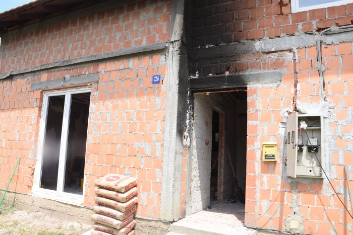 Brza Sanacija Izgorele Kuće u Zemunu Brza Sanacija Izgorele Kuće u Zemunu