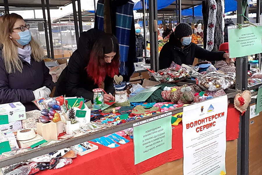 10. Novogodišnji Humanitarni Bazar Održan na „Đeram” Pijaci na Zvezdari