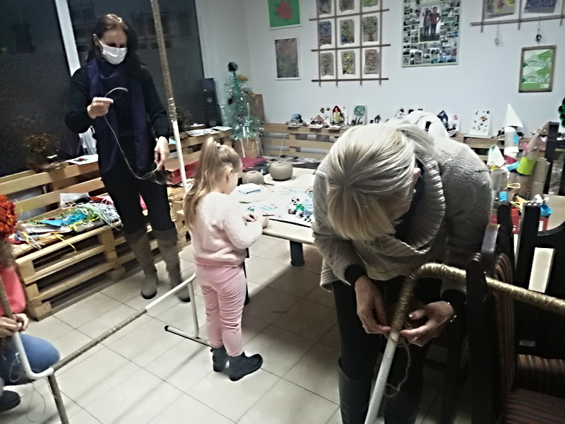 Održana Eko Radionica Udruženja ZEC i „Čuvari zanata” na Zvezdari Održana Eko Radionica Udruženja ZEC i „Čuvari zanata” na Zvezdari