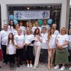Donatorsko veče, s ciljem prikupljanja sredstava za nabavku školske opreme i unapređenje nastave u školama u Srbiji, održano je u  kulturnom klubu Kabinet ARK,  Milana Rakića 23, na Zvezdari.