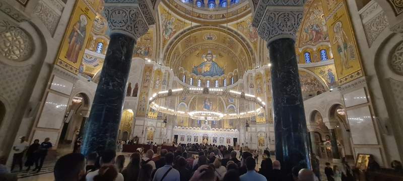 Više od 800.000 vernika celivalo Pojas Presvete Bogorodice u Hramu Svetog Save